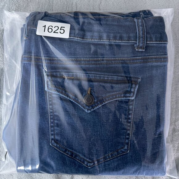 Time and Tru Bootcut Jeans Embroidered Pockets Womens Dark Tint Size 14 - Picture 11 of 11